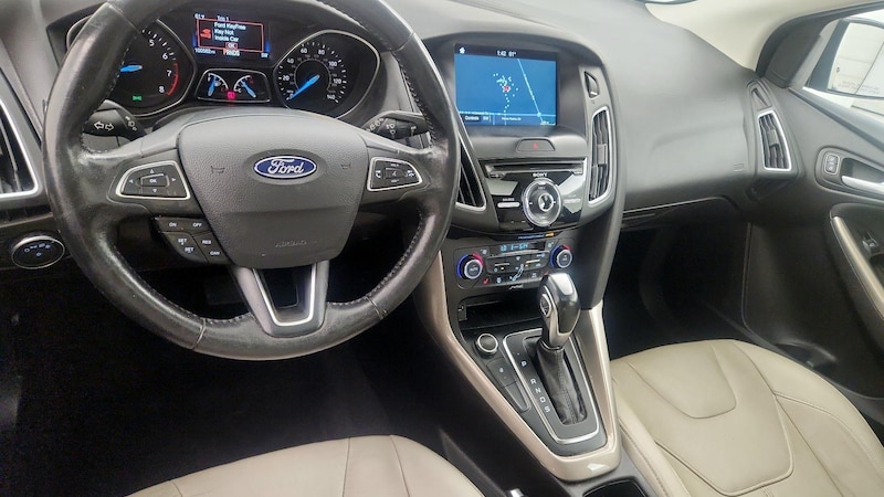 2017 Ford Focus Titanium 9