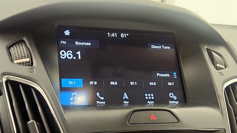 2017 Ford Focus Titanium 16