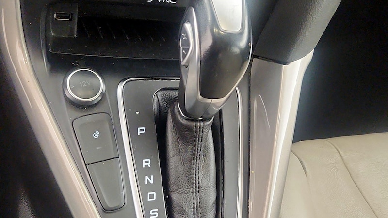 2017 Ford Focus Titanium 18