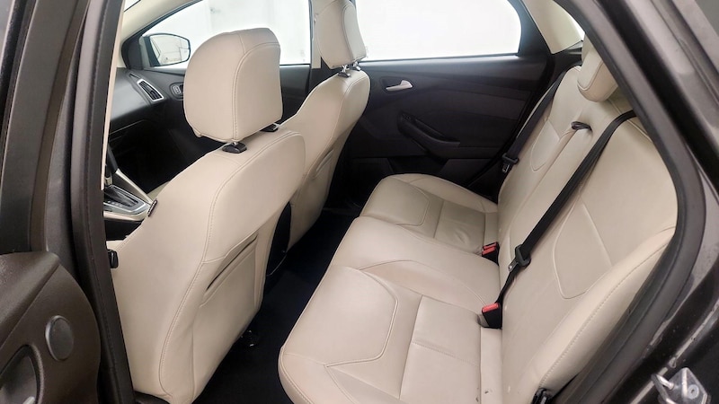 2017 Ford Focus Titanium 20