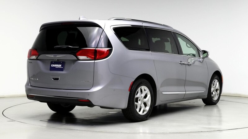 2020 Chrysler Pacifica Limited 8