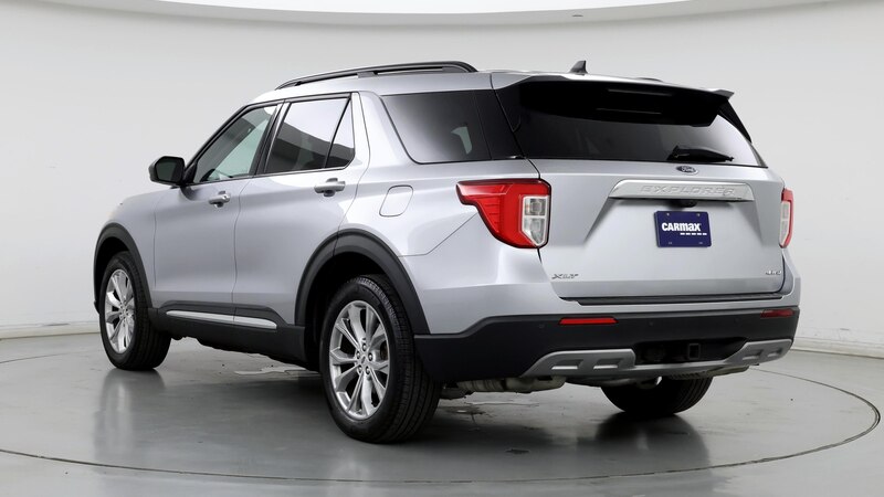 2022 Ford Explorer XLT 2