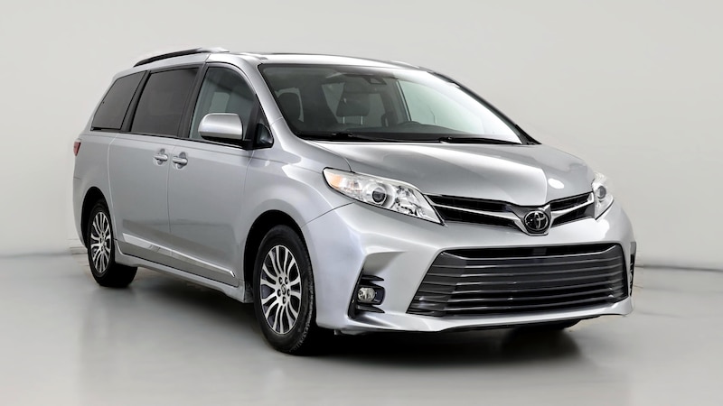 2019 Toyota Sienna XLE Premium Hero Image