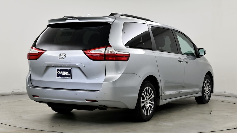 2019 Toyota Sienna XLE Premium 8