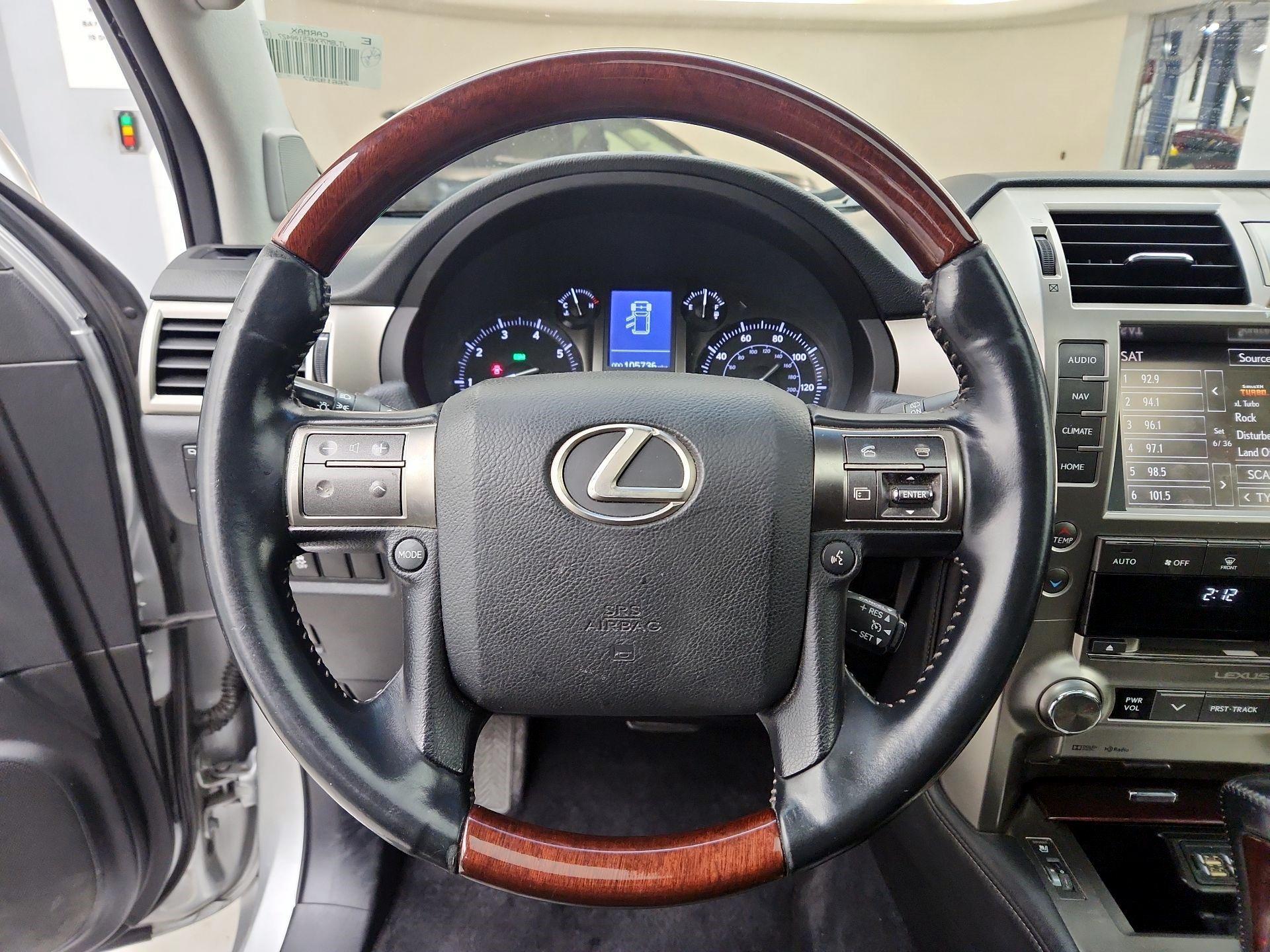 Thumbnail: 2015 Lexus GX - 10