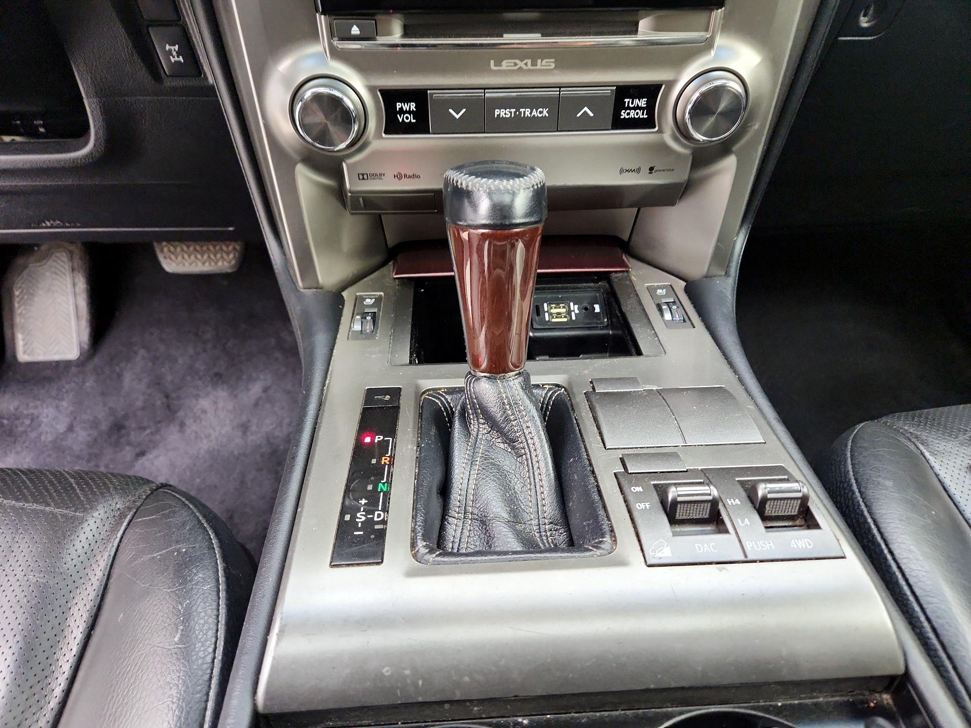 Thumbnail: 2015 Lexus GX - 17