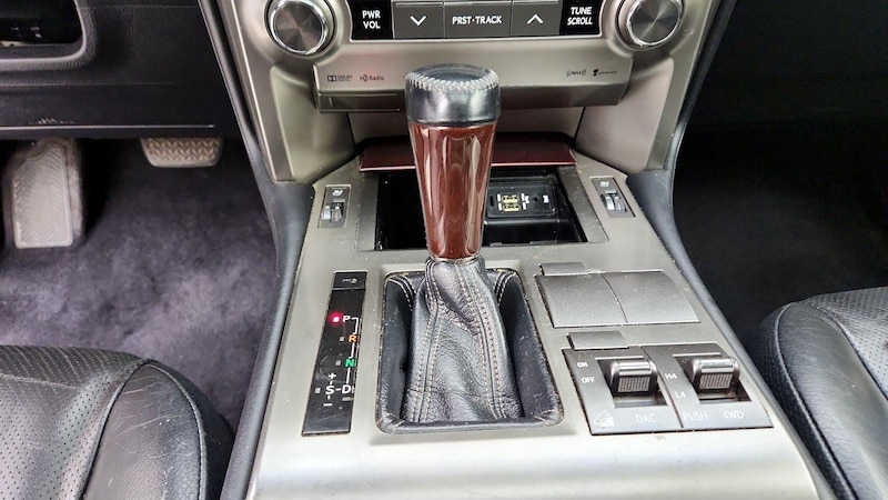 2015 Lexus GX 460 17