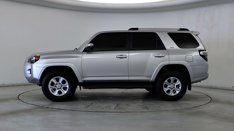 2020 Toyota 4Runner SR5 3