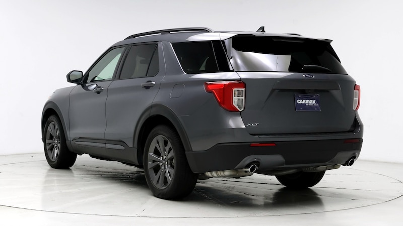 2021 Ford Explorer XLT 2