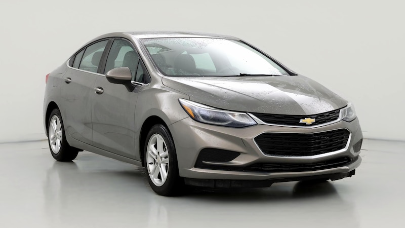 2017 Chevrolet Cruze LT Hero Image