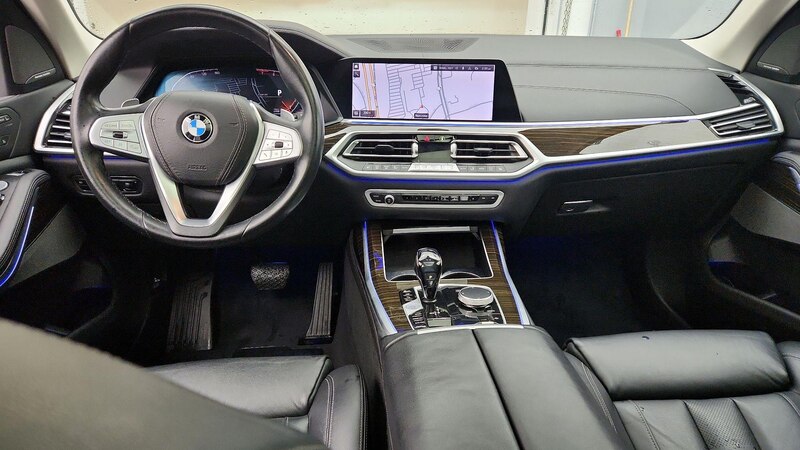 2020 BMW X7 xDrive40i 9