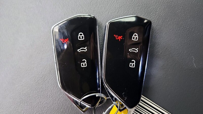2023 Volkswagen ID.4 Standard 22