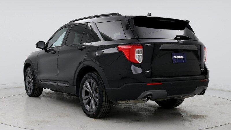 2022 Ford Explorer XLT 2