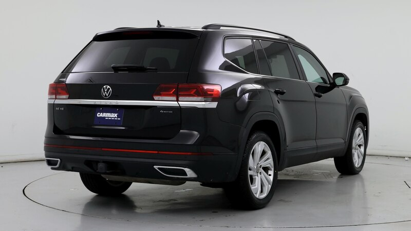 2023 Volkswagen Atlas SE 8