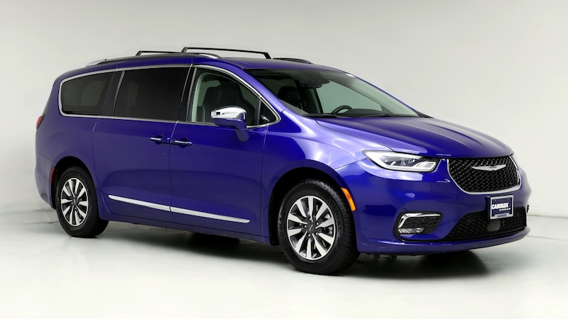 2021 Chrysler Pacifica Hybrid Limited Hero Image