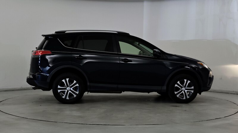 2018 Toyota RAV4 LE 7