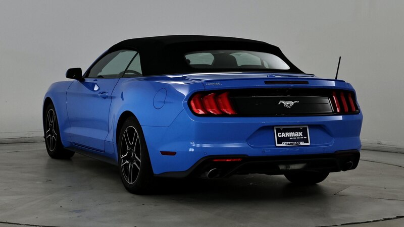 2022 Ford Mustang  2