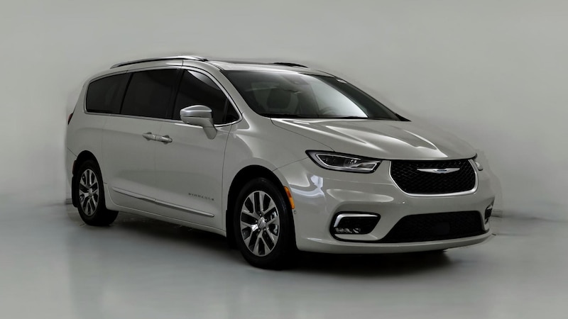 2021 Chrysler Pacifica Hybrid Pinnacle Hero Image