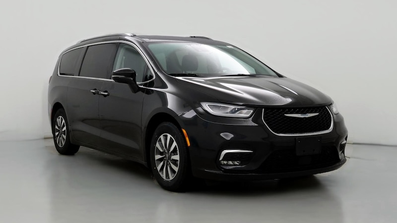 2021 Chrysler Pacifica Hybrid Touring L Hero Image