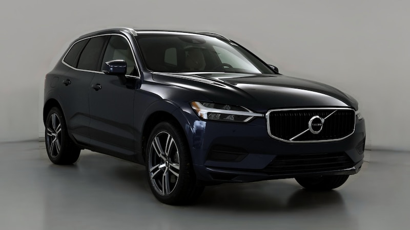 2018 Volvo XC60 T6 Momentum Hero Image