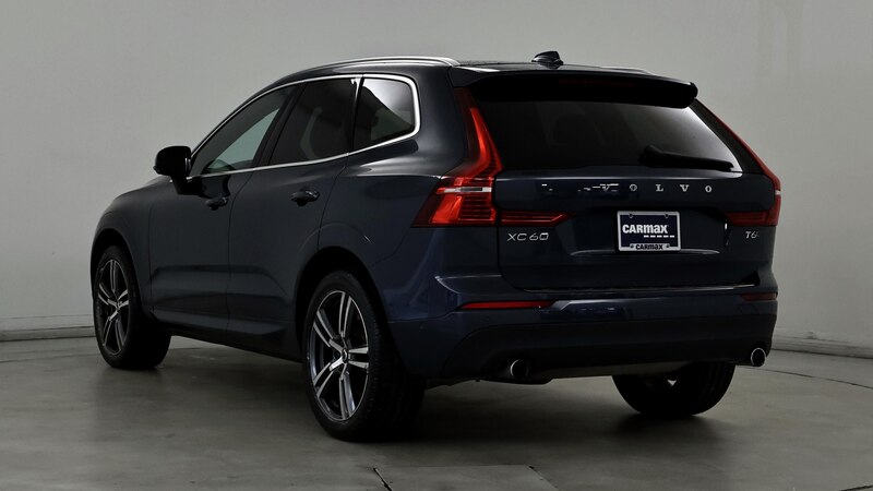 2018 Volvo XC60 T6 Momentum 2