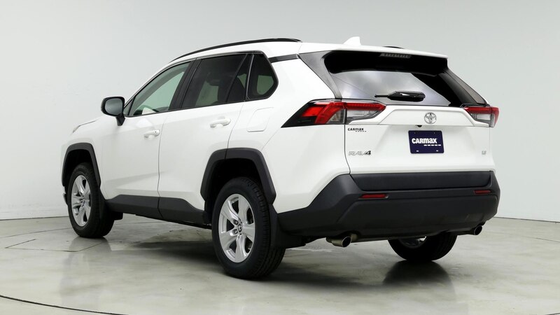 2019 Toyota RAV4 LE 2