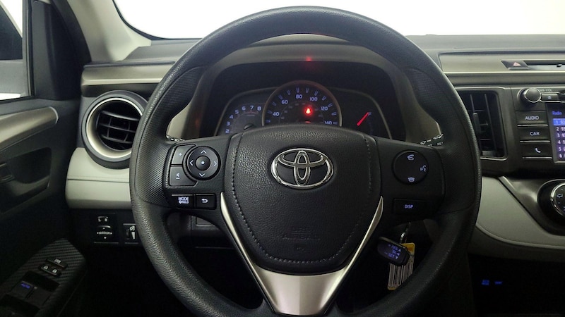 2014 Toyota RAV4 LE 10