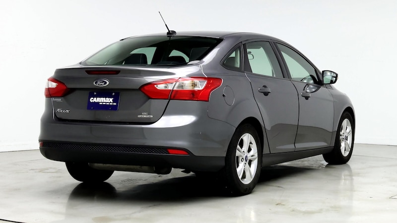 2014 Ford Focus SE 8