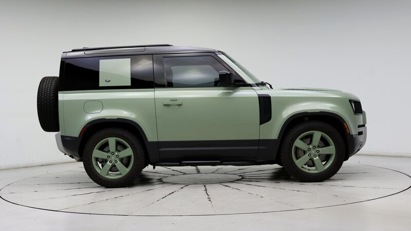 2023 Land Rover Defender  7