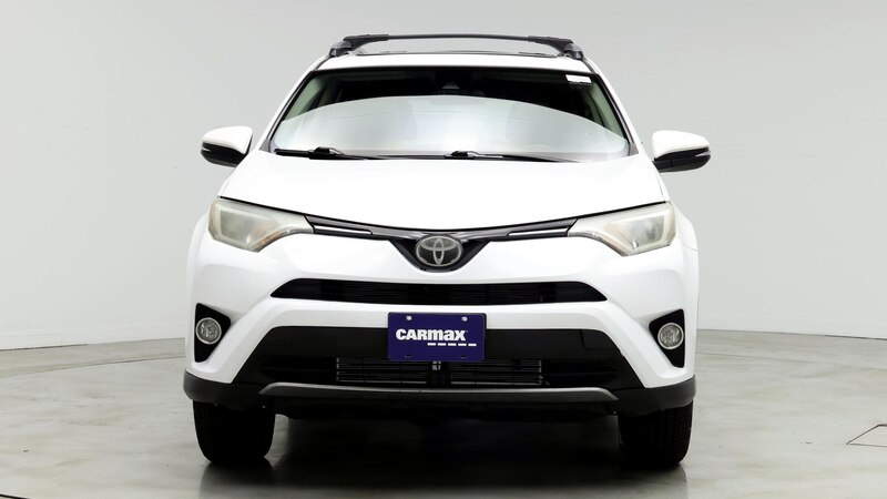 2018 Toyota RAV4 XLE 5