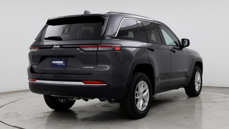 2024 Jeep Grand Cherokee Laredo 8