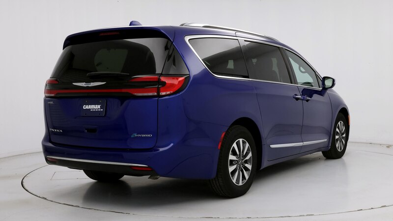 2021 Chrysler Pacifica Hybrid Limited 8