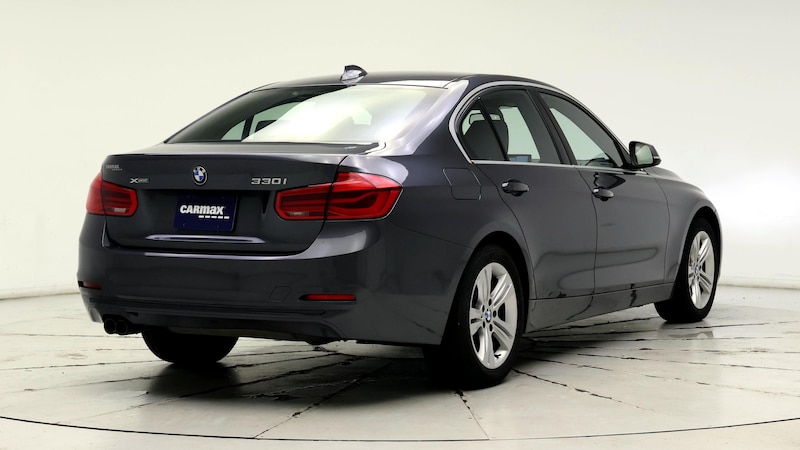 2017 BMW 3 Series 330xi 8