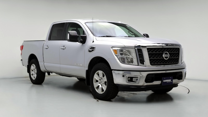 2017 Nissan Titan SV Hero Image