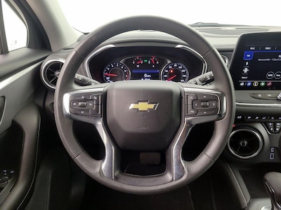 Steering Wheel & Instrument Cluster (On)
