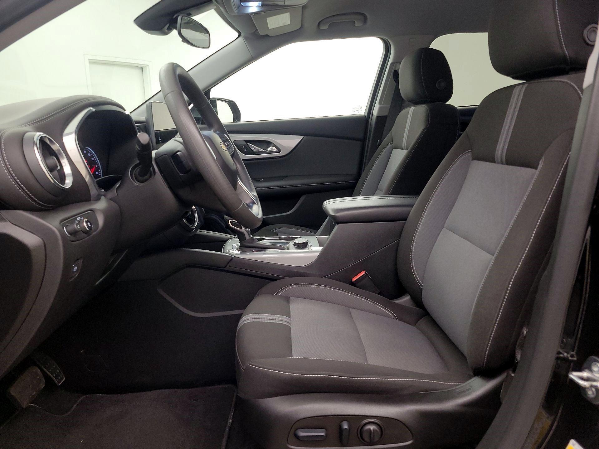 Thumbnail: 2023 Chevrolet Blazer - 11