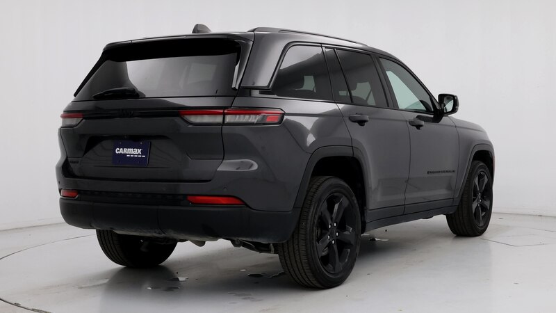 2023 Jeep Grand Cherokee Altitude 8