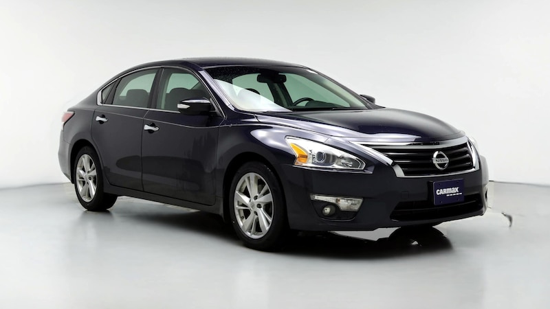 2014 Nissan Altima SV Hero Image