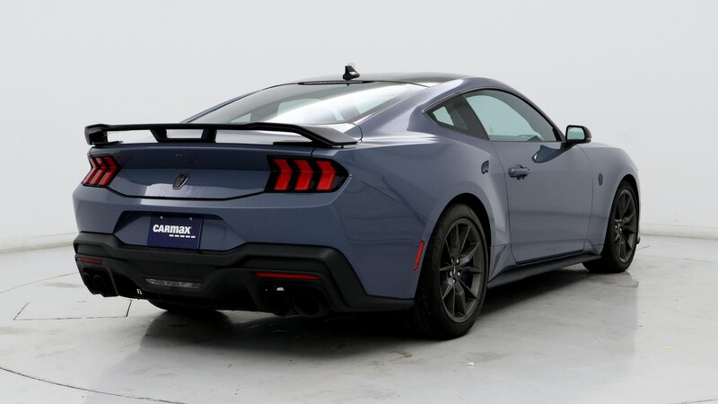 2024 Ford Mustang Dark Horse 8