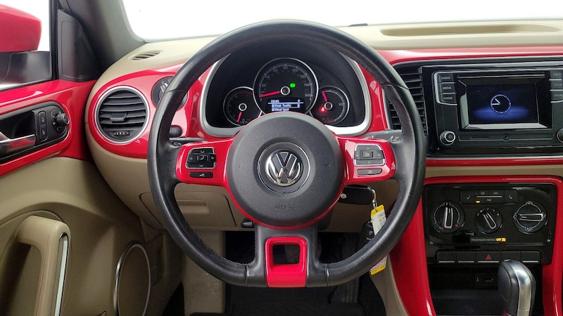 2019 Volkswagen Beetle S 10