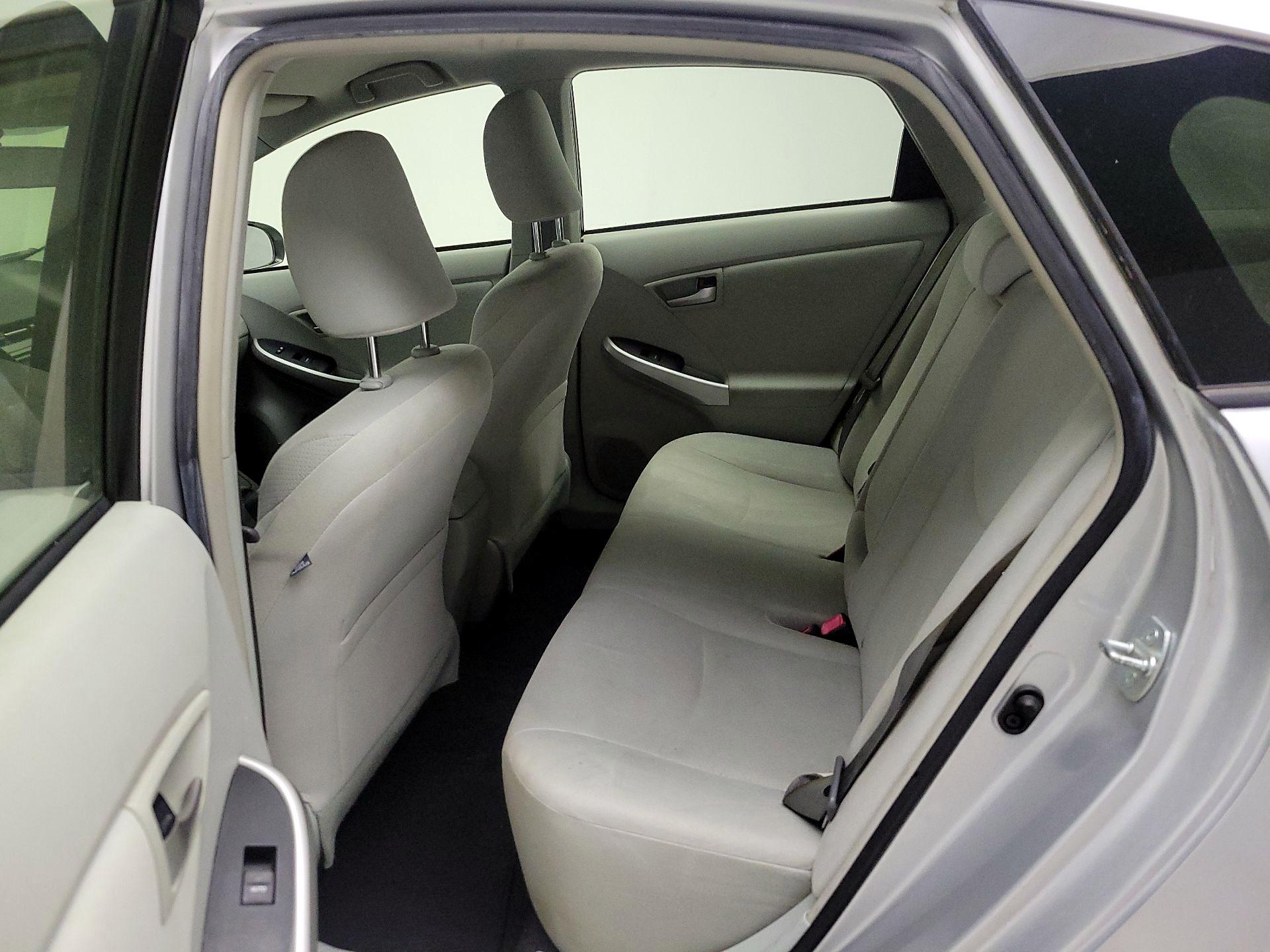 Thumbnail: 2014 Toyota Prius - 18