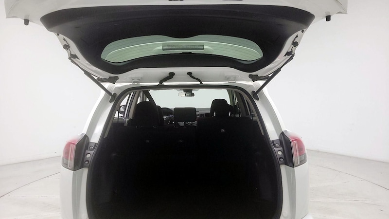 2017 Toyota RAV4 LE 19