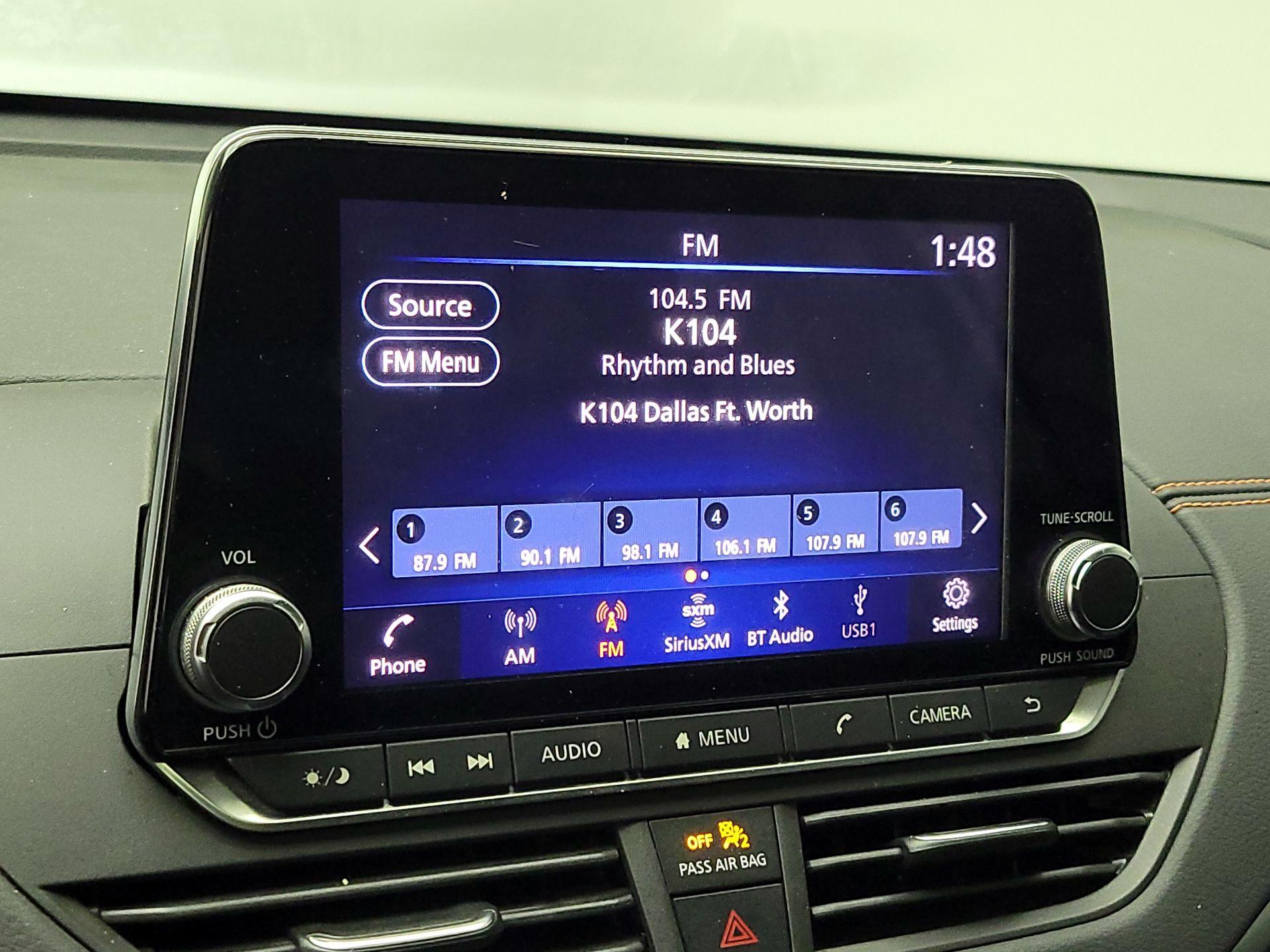 Thumbnail: 2019 Nissan Altima - 13