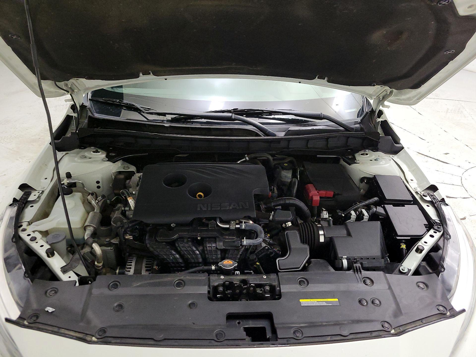 Thumbnail: 2019 Nissan Altima - 20