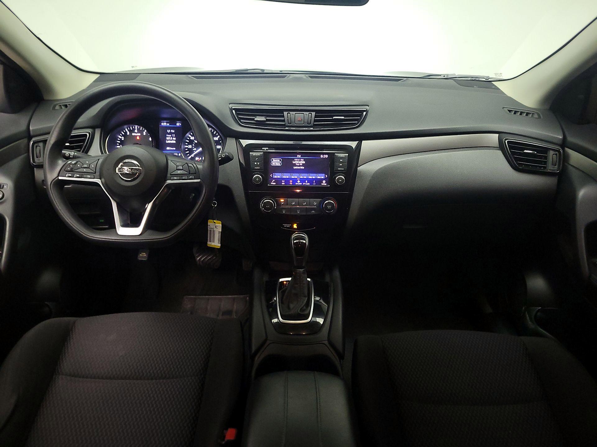 Thumbnail: 2019 Nissan Rogue Sport - 9