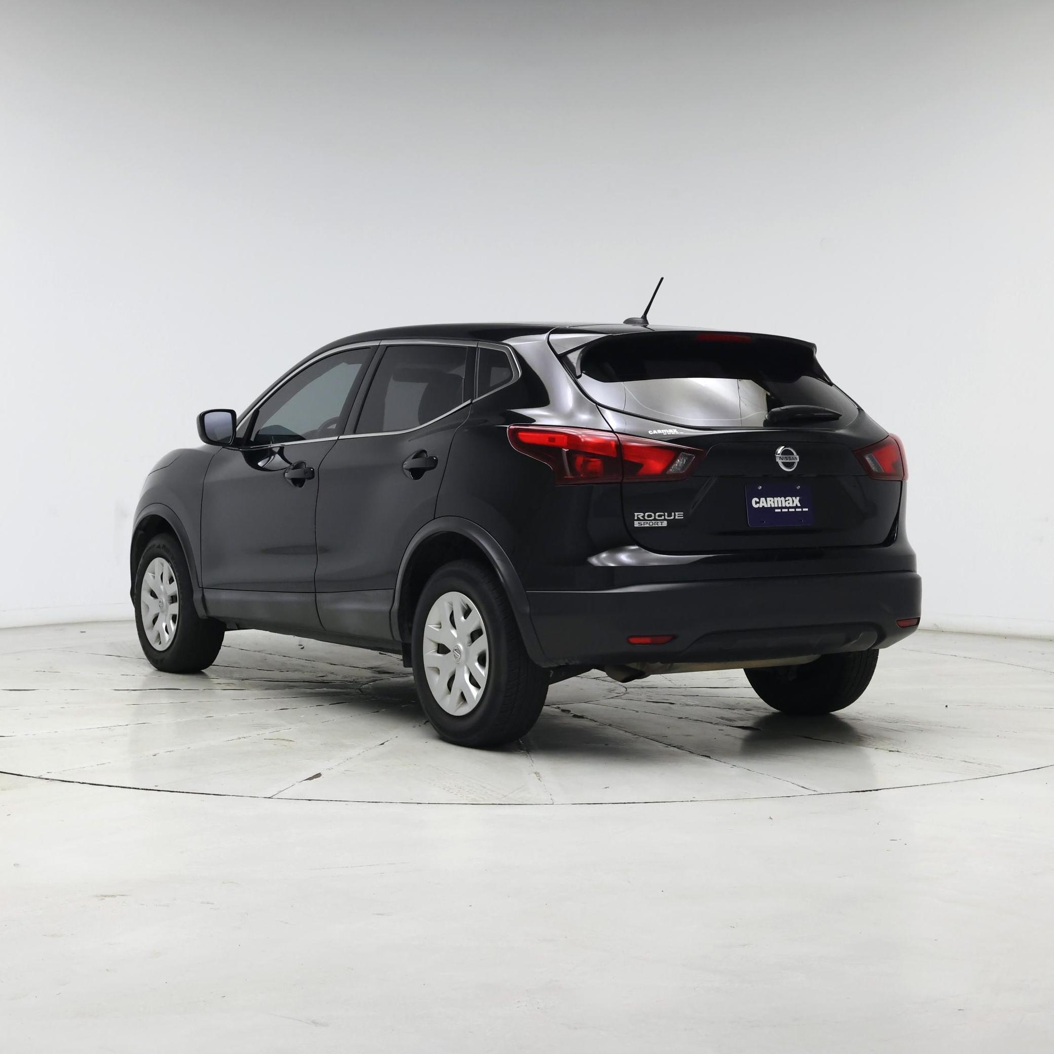 Thumbnail: 2019 Nissan Rogue Sport - 2