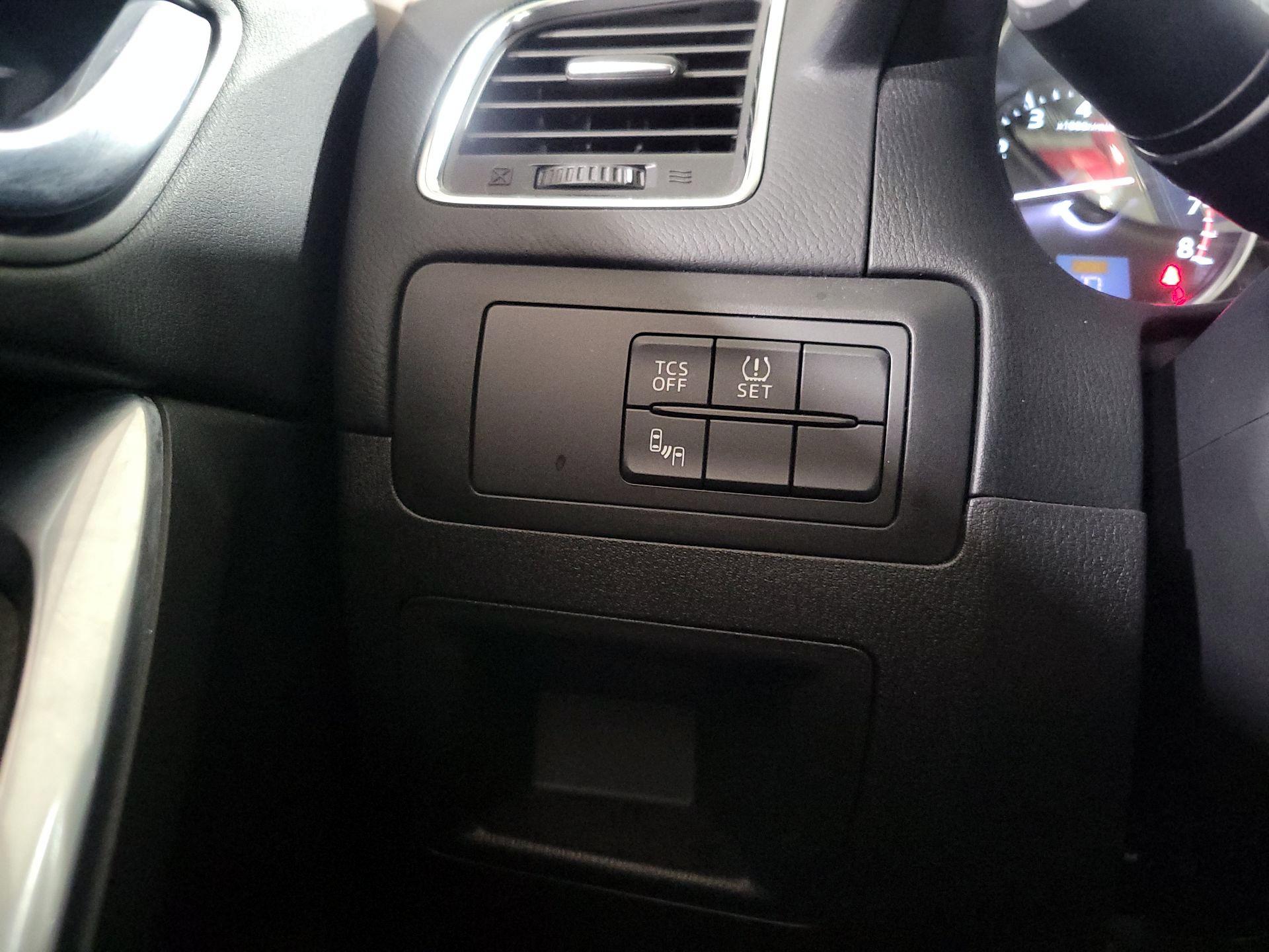 Thumbnail: 2016 Mazda CX-5 - 13