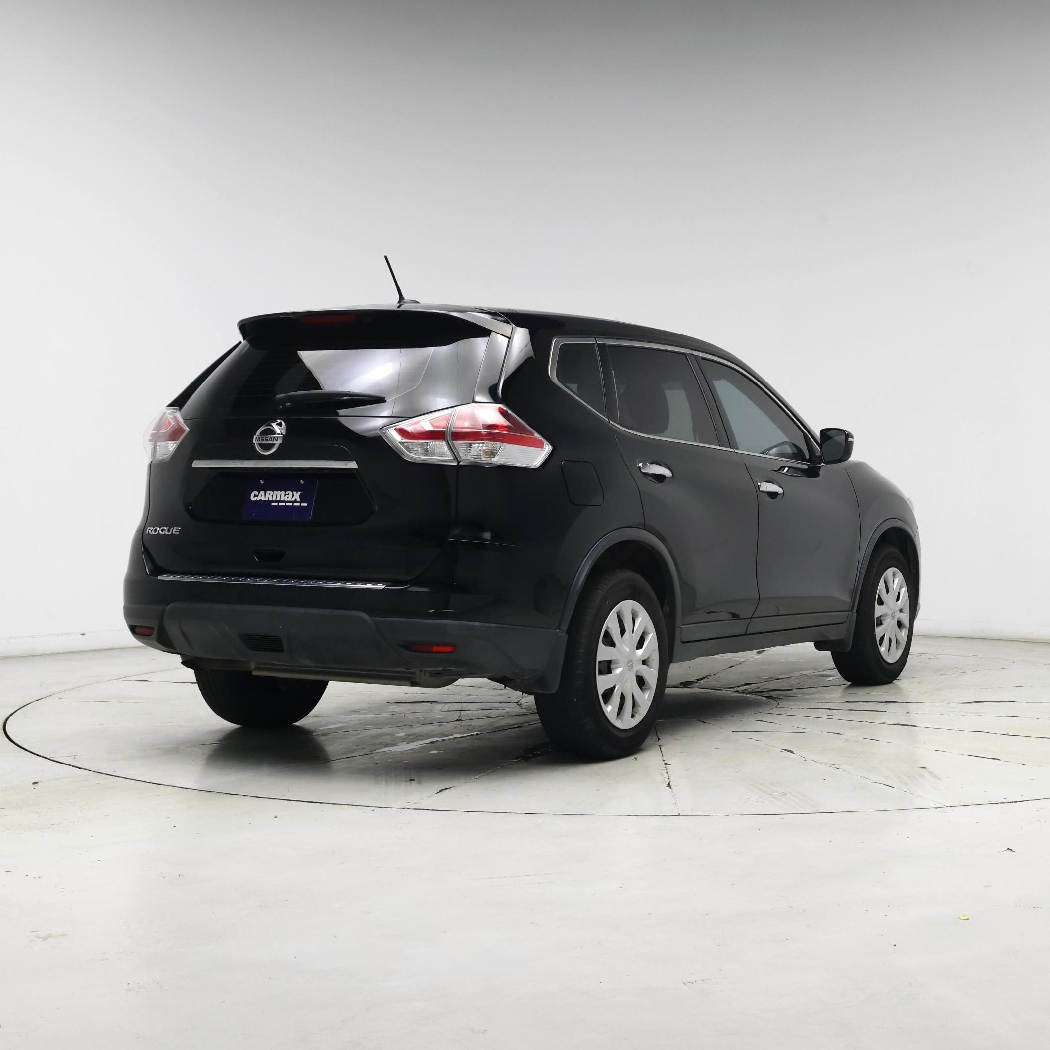 Thumbnail: 2015 Nissan Rogue - 8