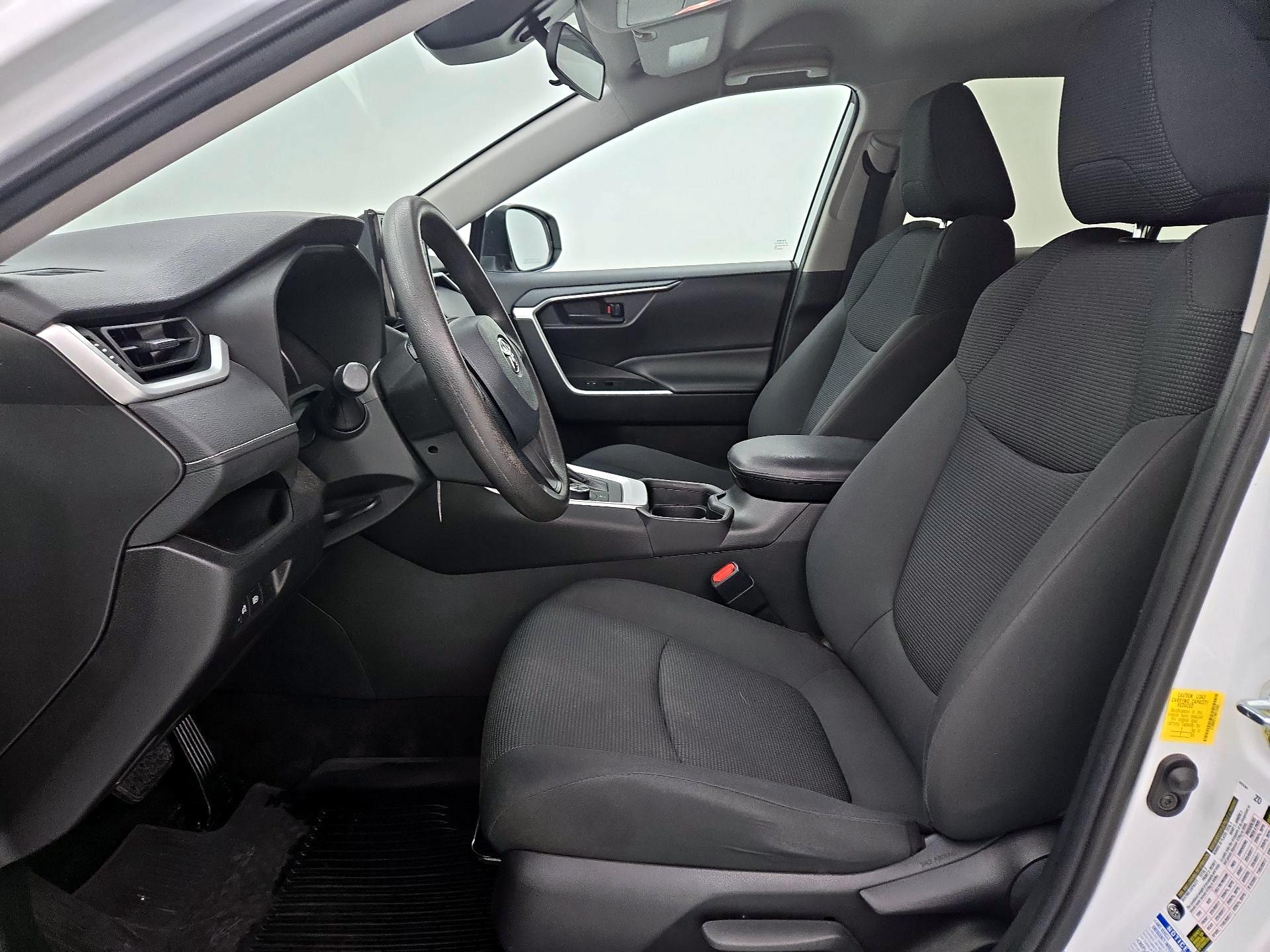 Thumbnail: 2021 Toyota RAV4 - 11