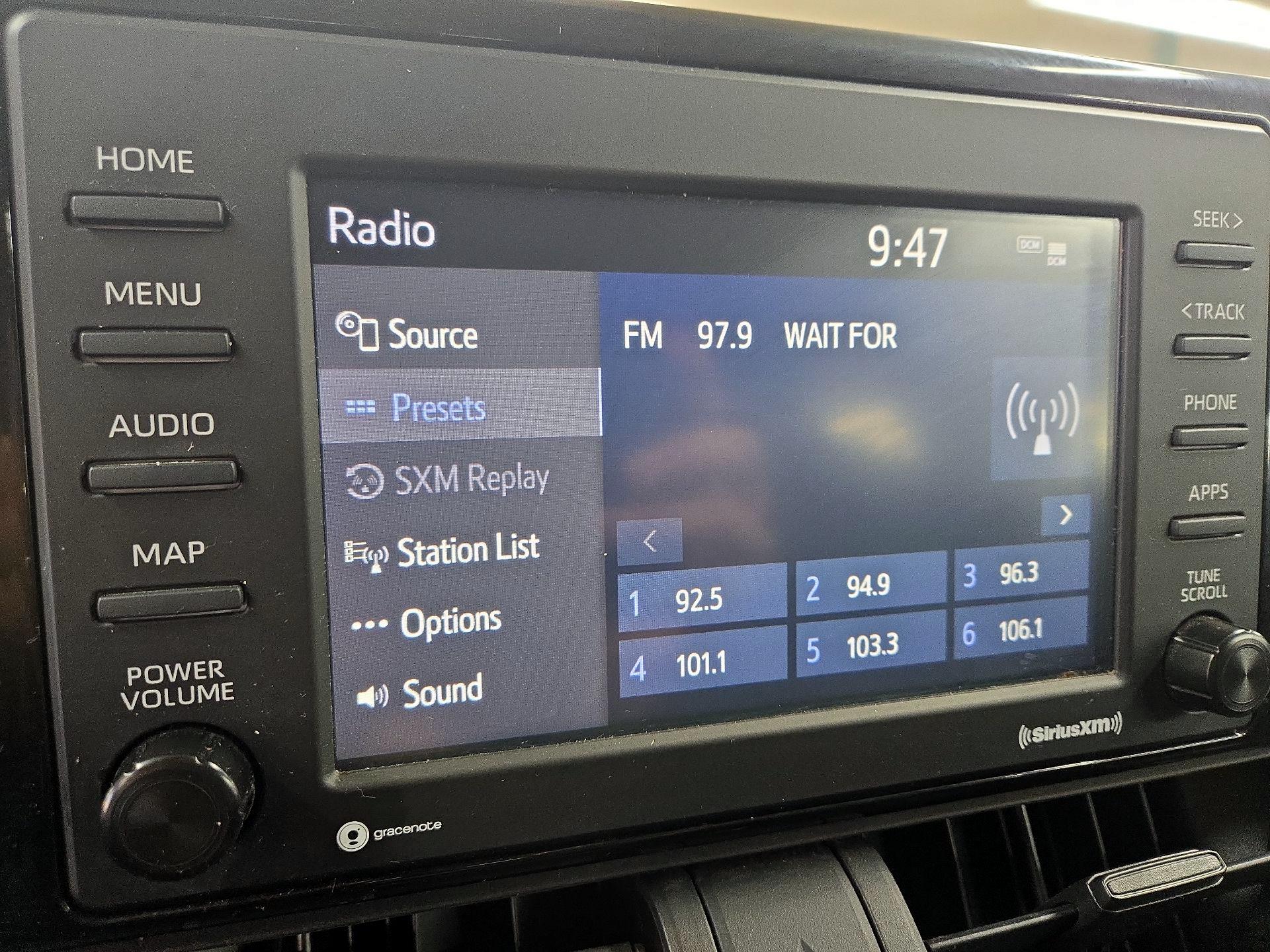 Thumbnail: 2021 Toyota RAV4 - 15